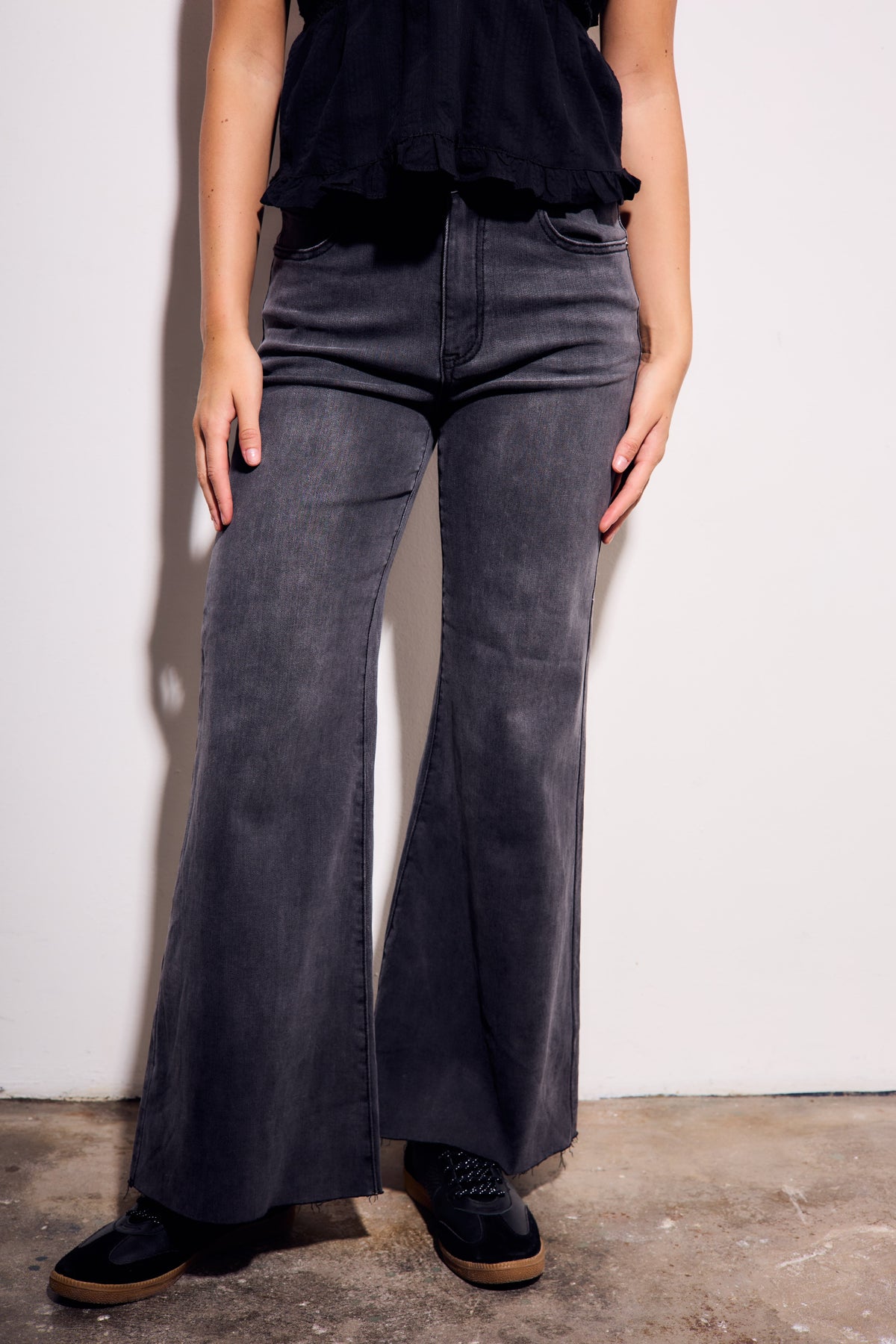 Jeans Flared Wide Leg Denim Cinza - Lemon