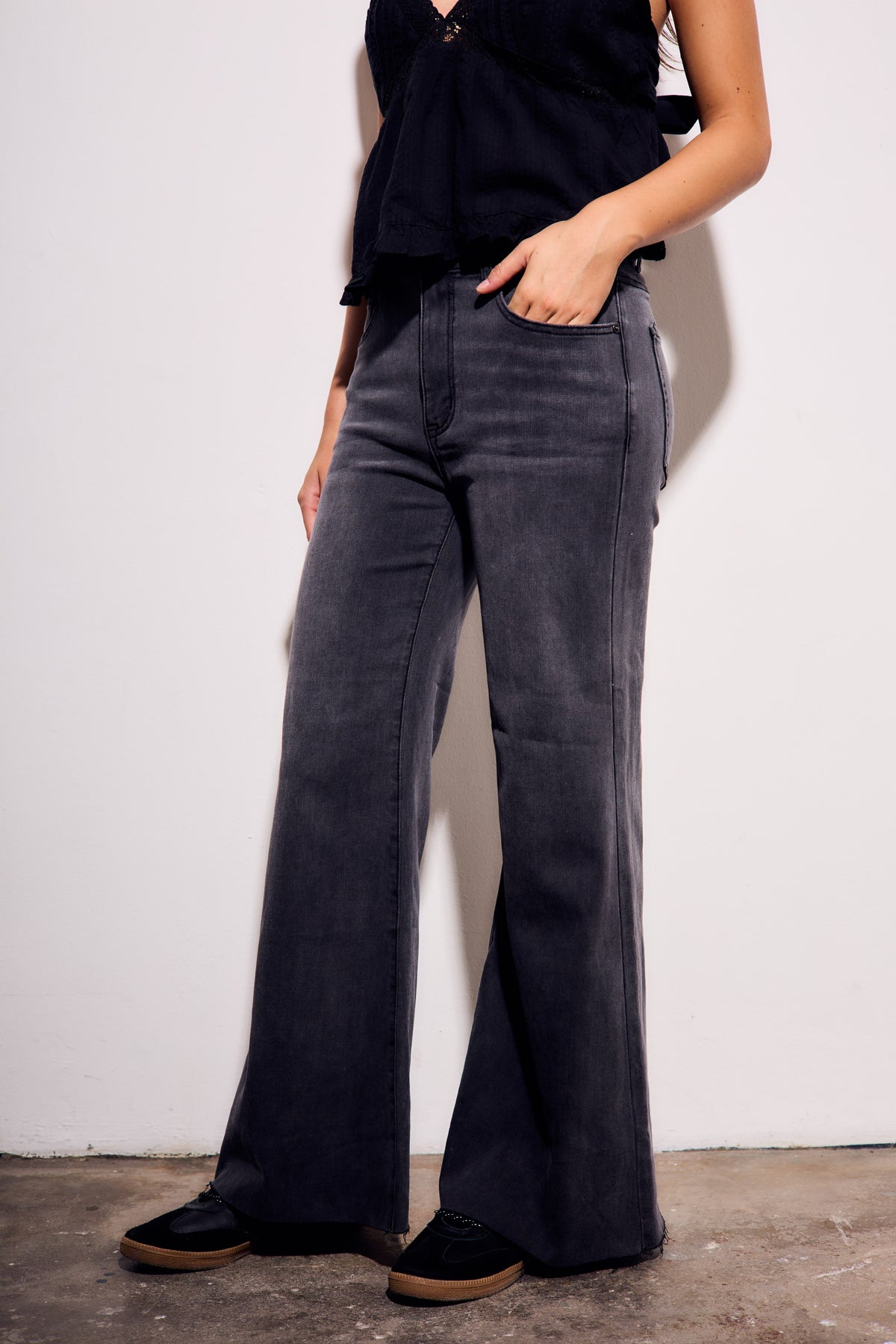 Jeans Flared Wide Leg Denim Cinza - Lemon