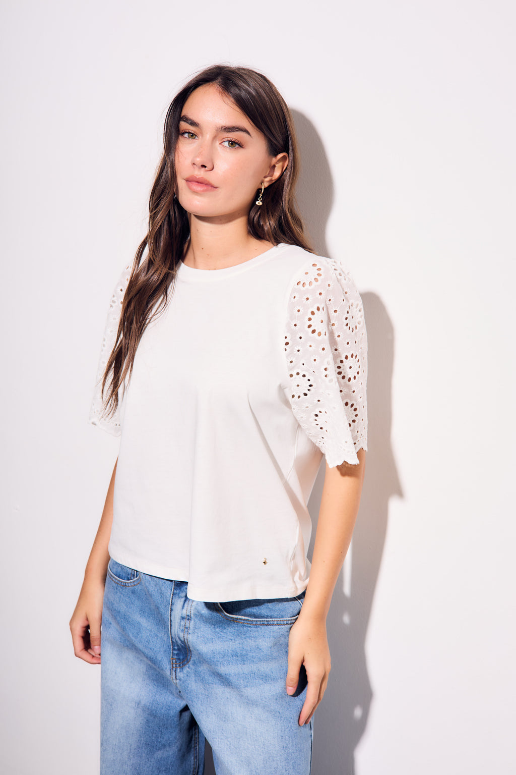 Camiseta Algodão Penteado e Vazados - Pérola