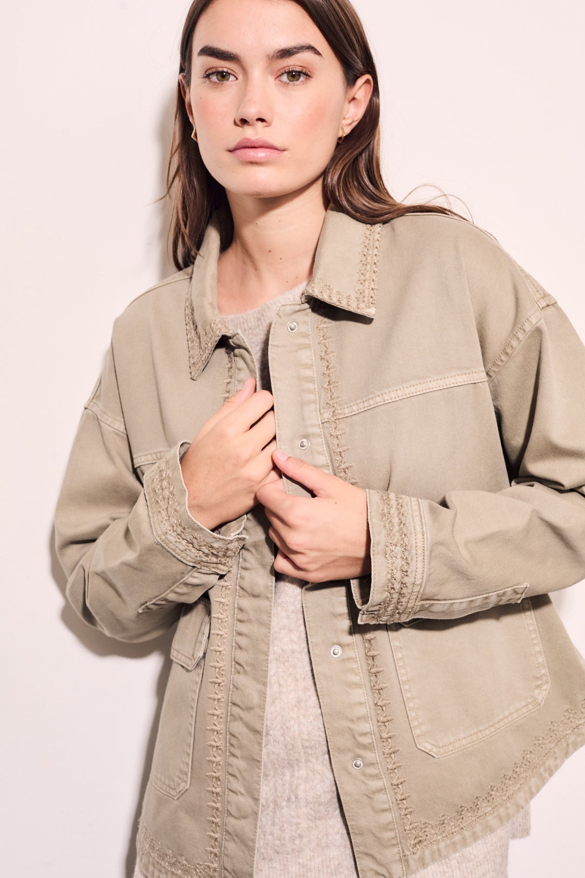 Sobrecamisa Bordada Garment Dyed - Safari
