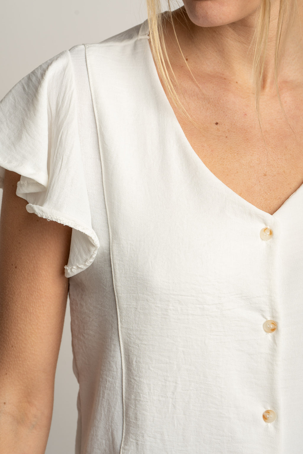 Blusa Decote V - Pérola