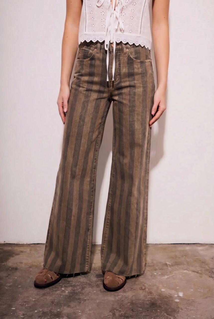 Jeans Flare Perna Longa Listrado - Chocolate