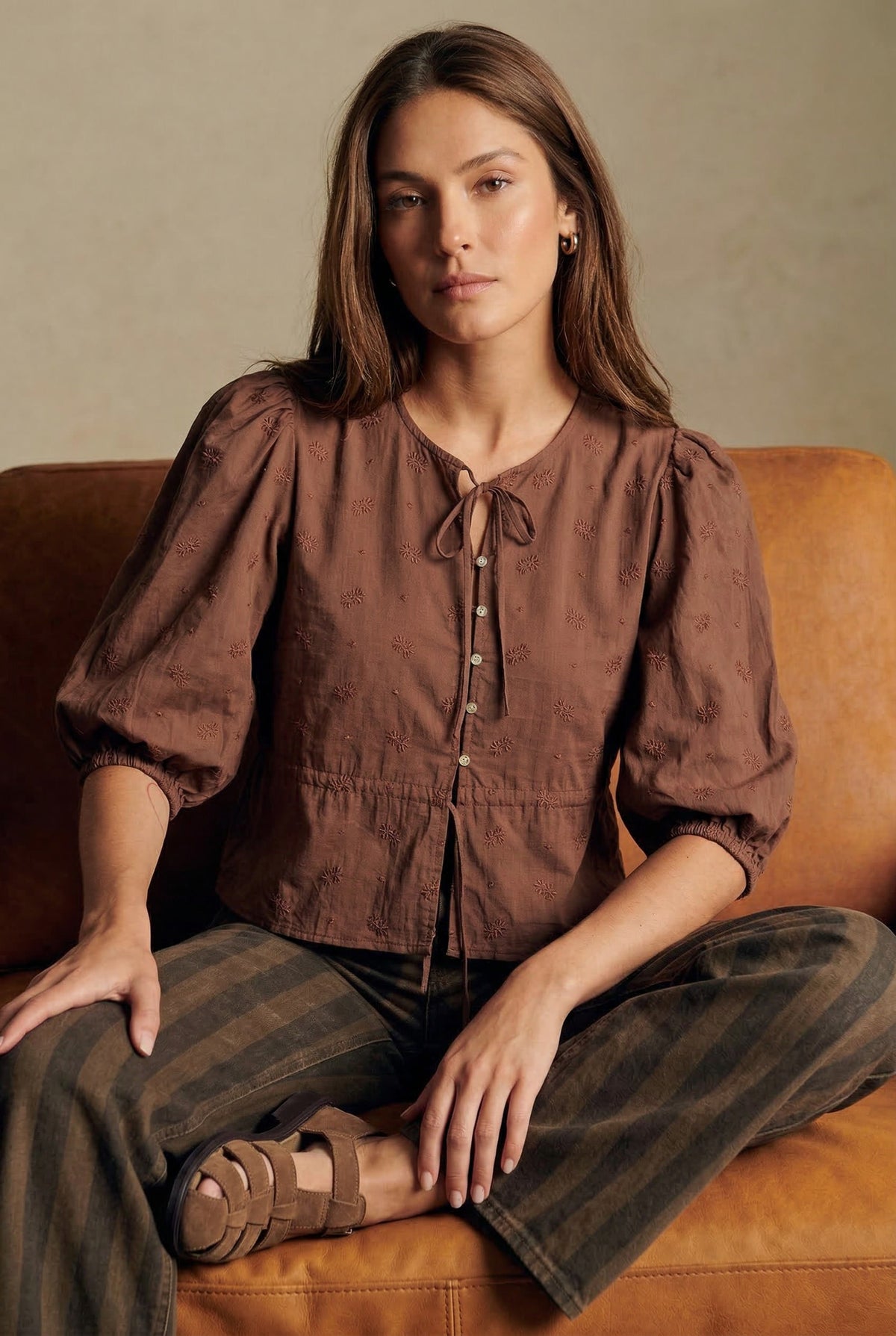 Blusa Broderie - Mocha