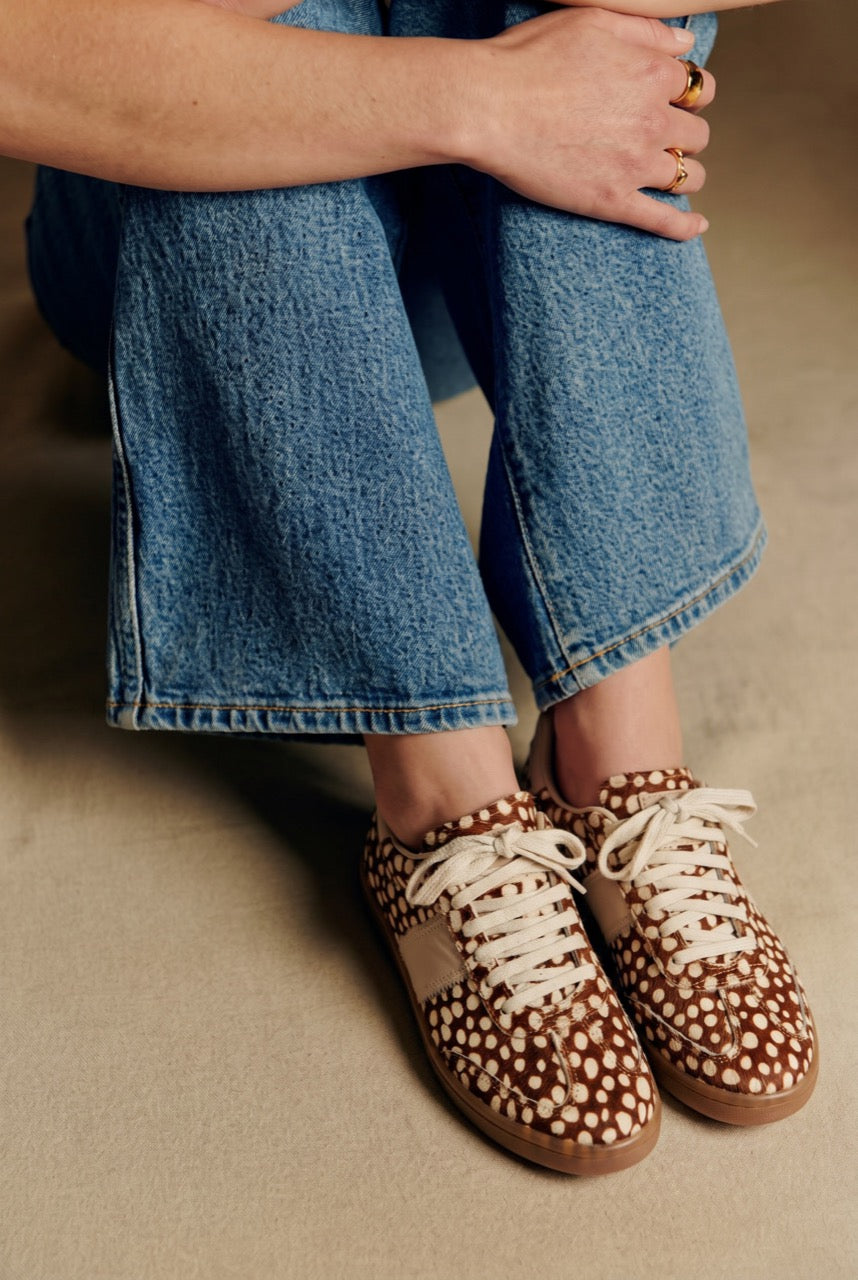 Tênis Pelo Animal Print Deer - Ocre