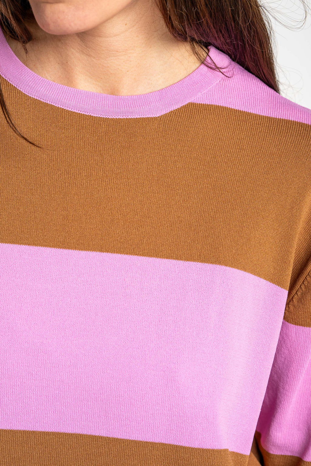 Vestido Curto de Tricô a Listras - Rosa