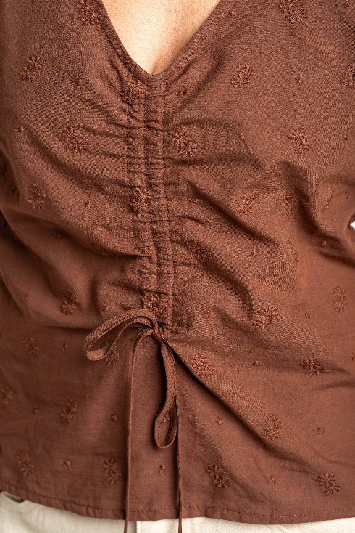 Blusa Bordada Franzido - Mocha