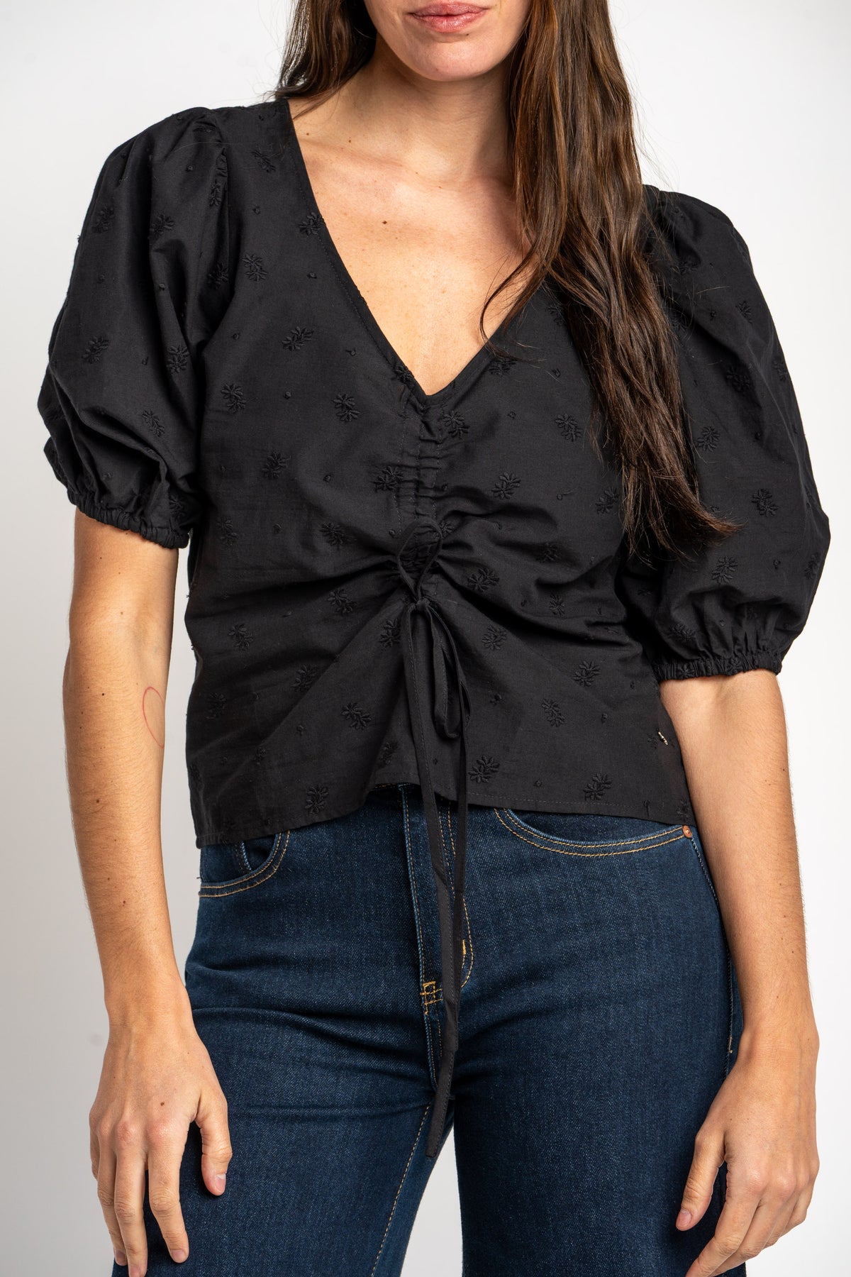 Blusa Bordada Franzido - Preto