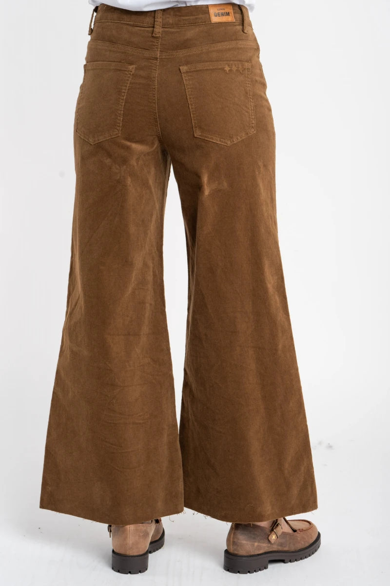 Jeans Flare Perna Larga - Chocolate