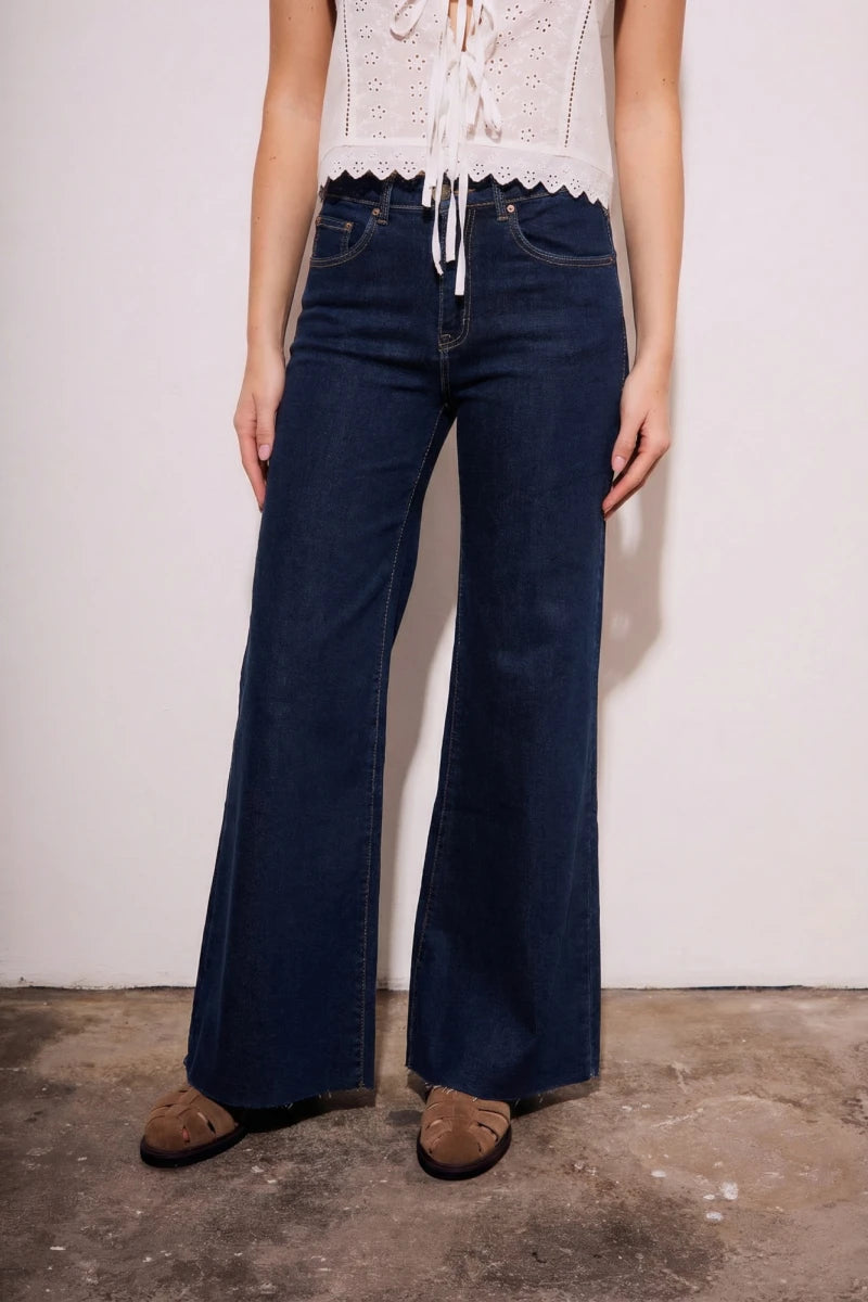 Jeans Flare Perna Larga - Denim
