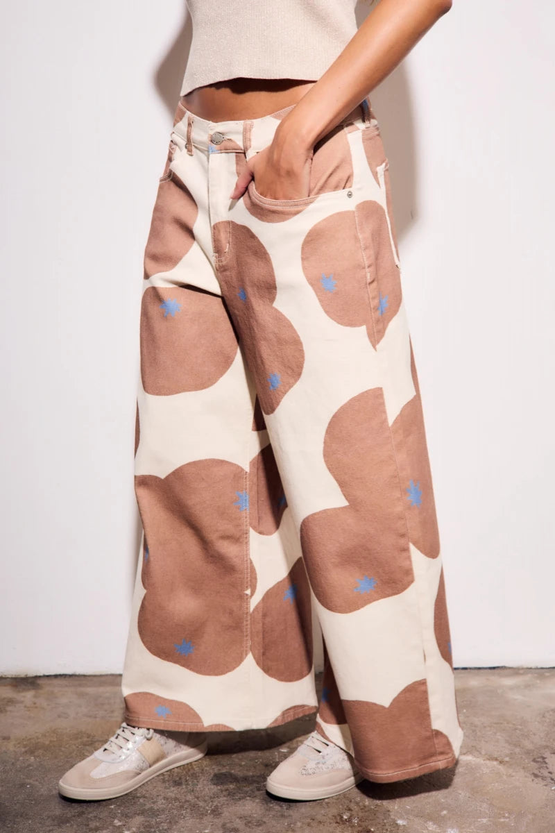 Jeans Perna Larga Estampa de Vaca Print