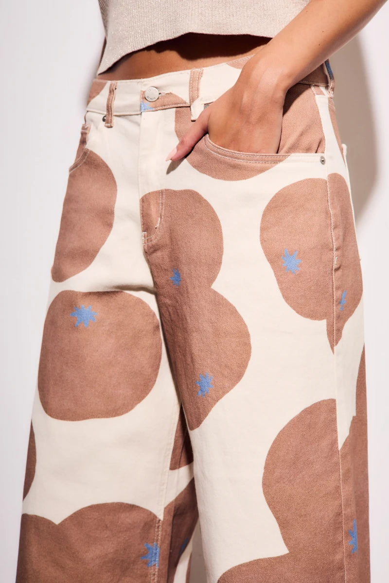 Jeans Perna Larga Estampa de Vaca Print