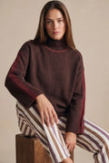 Camiseta Combinada Marrom Escuro